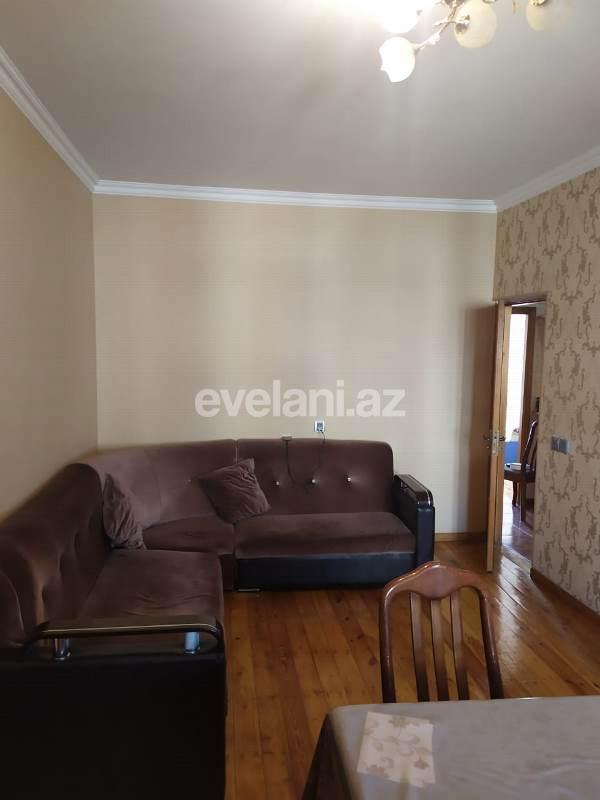 Satılır, köhnə tikili, 3 otaqlı, 72 m², Azadlıq prospekti m.