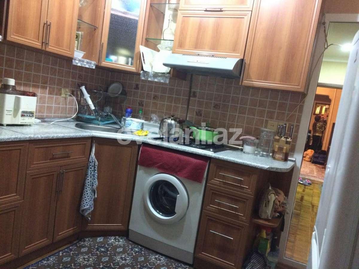 Kirayə verilir, köhnə tikili, 2 otaqlı, 70 m², Memar Əcəmi m.