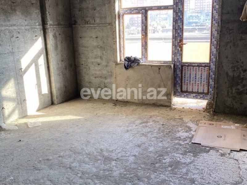 Satılır, yeni tikili, 1 otaqlı, 70 m², Azadlıq prospekti m.