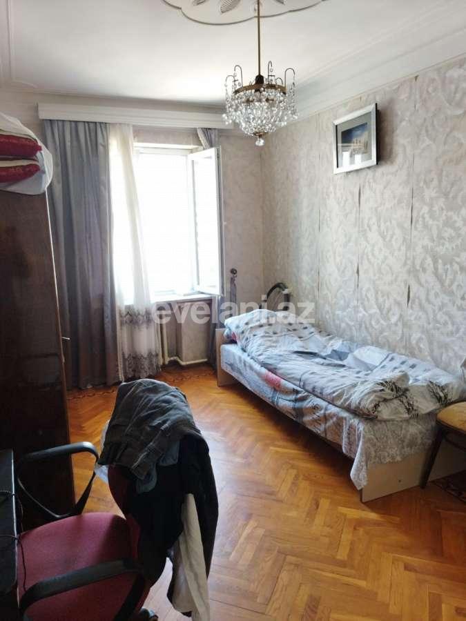 Satılır, köhnə tikili, 3 otaqlı, 85 m², Gənclik m.