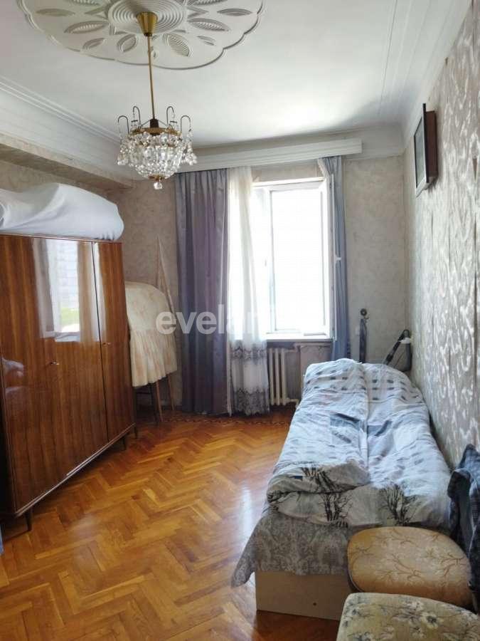 Satılır, köhnə tikili, 3 otaqlı, 85 m², Gənclik m.
