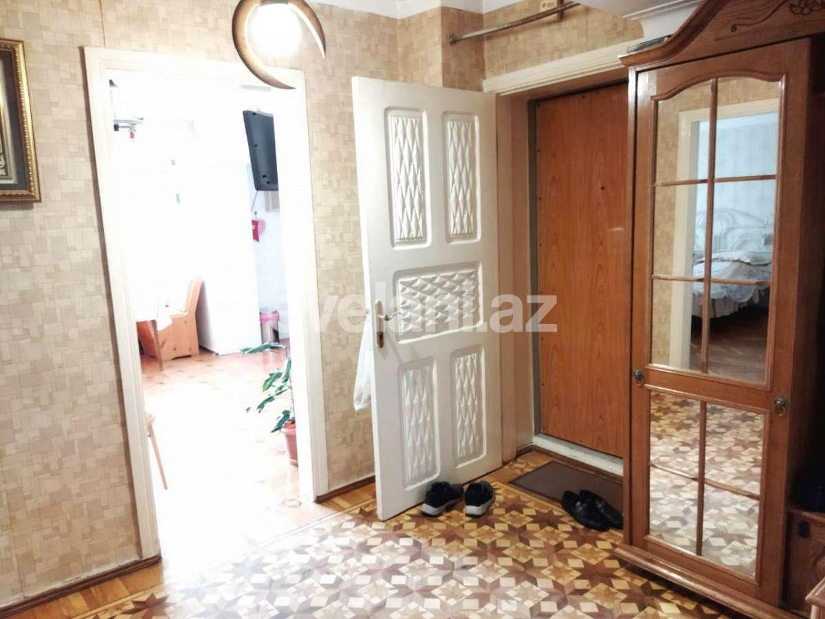 Satılır, köhnə tikili, 3 otaqlı, 85 m², Gənclik m.