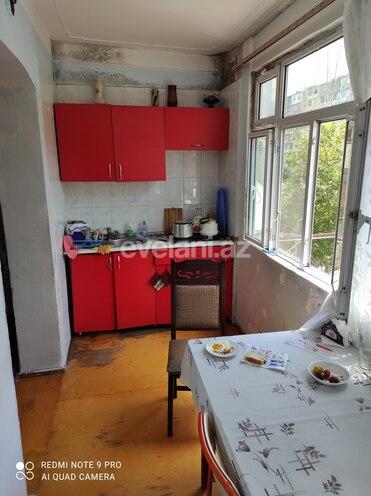 Satılır, köhnə tikili, 3 otaqlı, 90 m², Bakıxanov q.