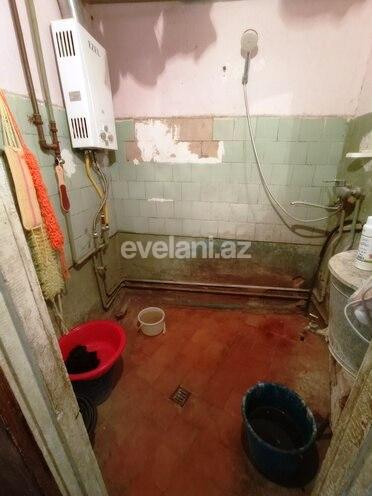 Satılır, köhnə tikili, 4 otaqlı, 90 m², Bakıxanov q.