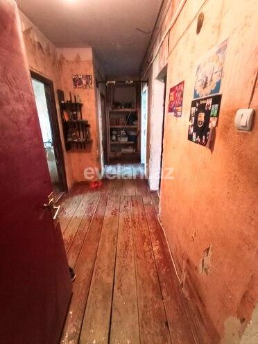 Satılır, köhnə tikili, 4 otaqlı, 90 m², Bakıxanov q.