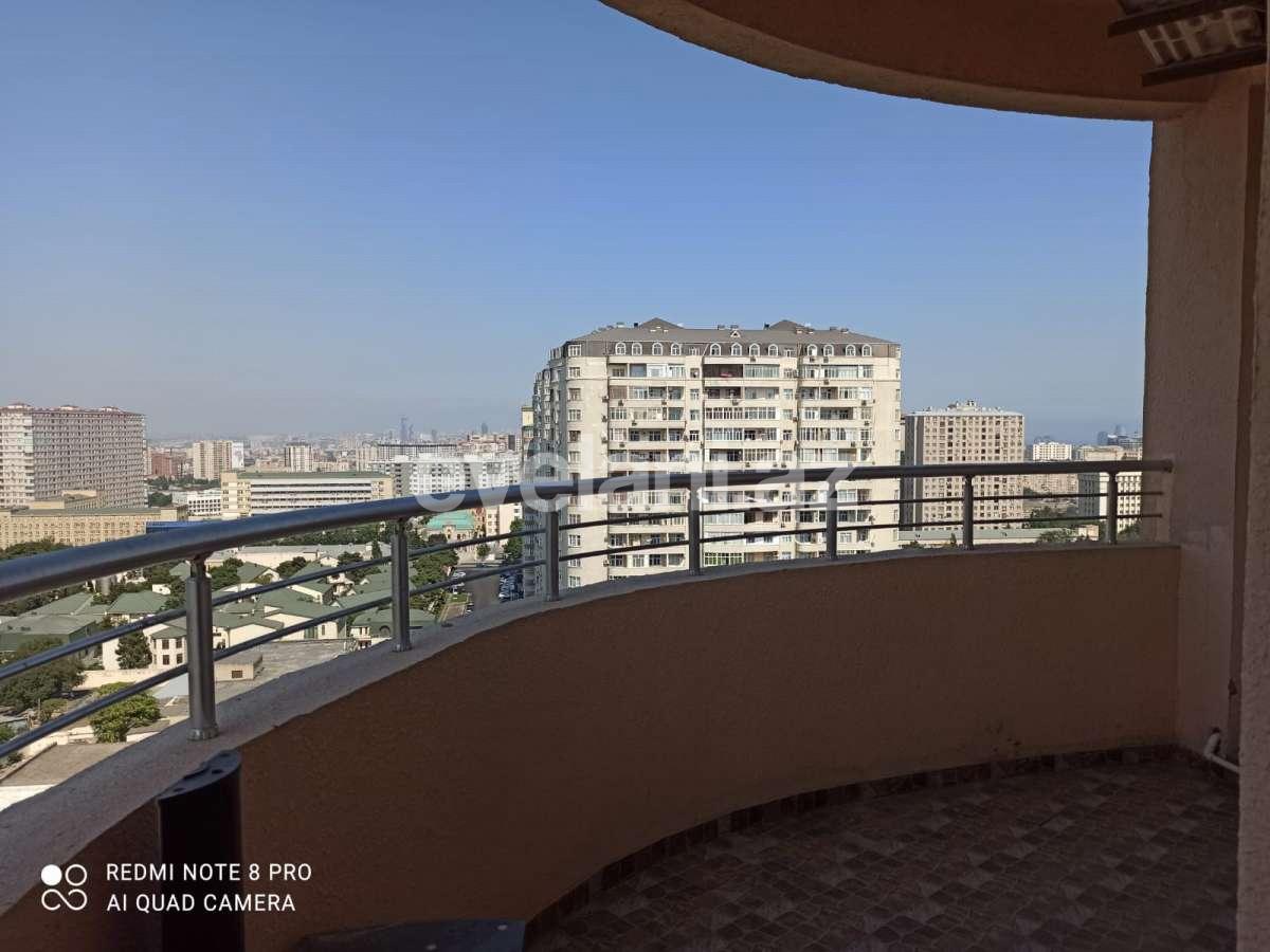 Продаётся, новостройка, 4-комнаты, 142 m², Иншаатчылар m.