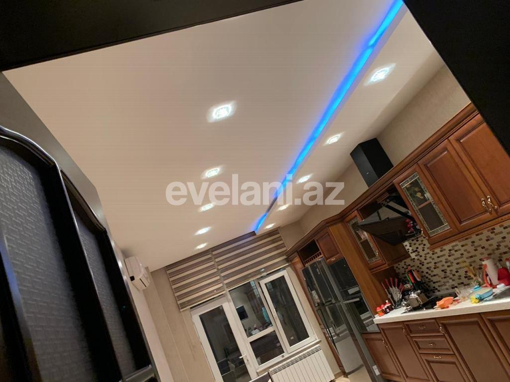 Satılır, yeni tikili, 4 otaqlı, 220 m², 28 may m.