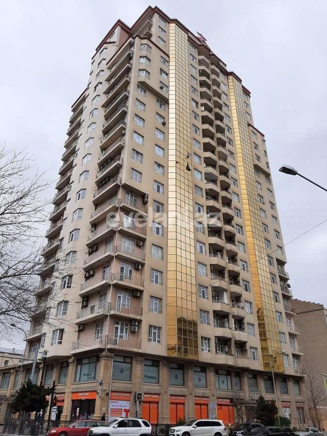 Satılır, yeni tikili, 4 otaqlı, 220 m², 28 may m.