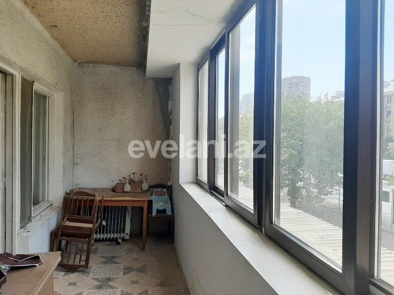 Sale, old building, 3 room, 90 m², Elmlar Akademiyası m.