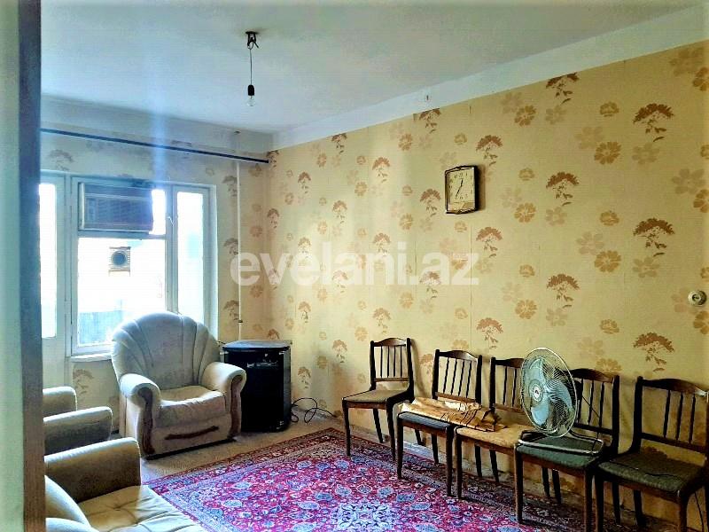 Sale, old building, 3 room, 90 m², Elmlar Akademiyası m.