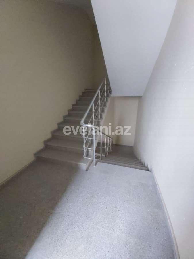 Satılır, yeni tikili, 4 otaqlı, 145 m², 8 Noyabr m.