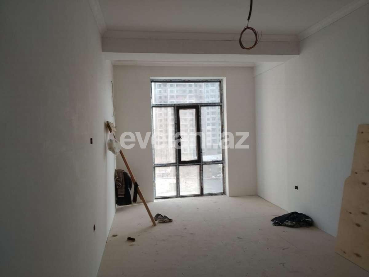 Satılır, yeni tikili, 4 otaqlı, 145 m², 8 Noyabr m.