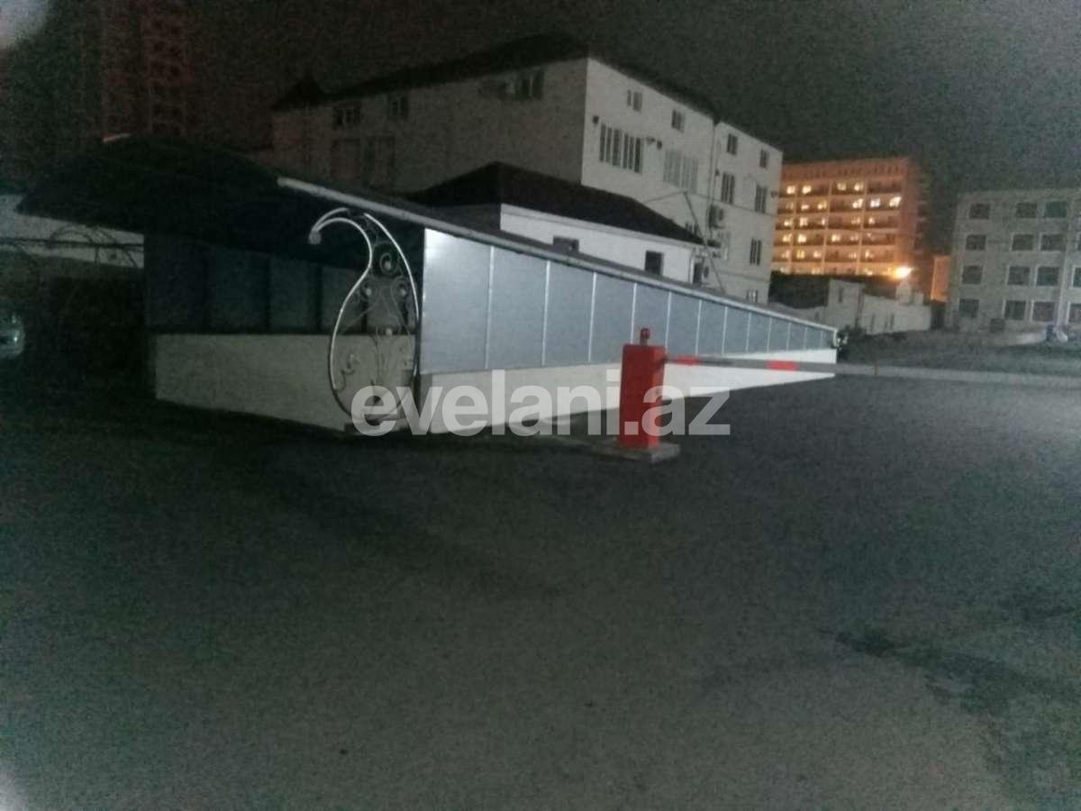 Satılır, yeni tikili, 4 otaqlı, 145 m², 8 Noyabr m.