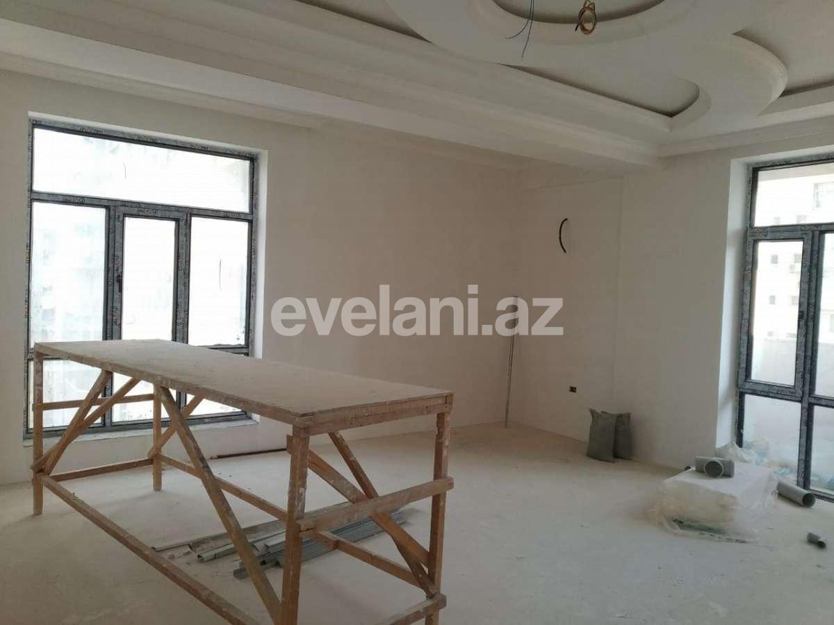 Satılır, yeni tikili, 4 otaqlı, 145 m², 8 Noyabr m.