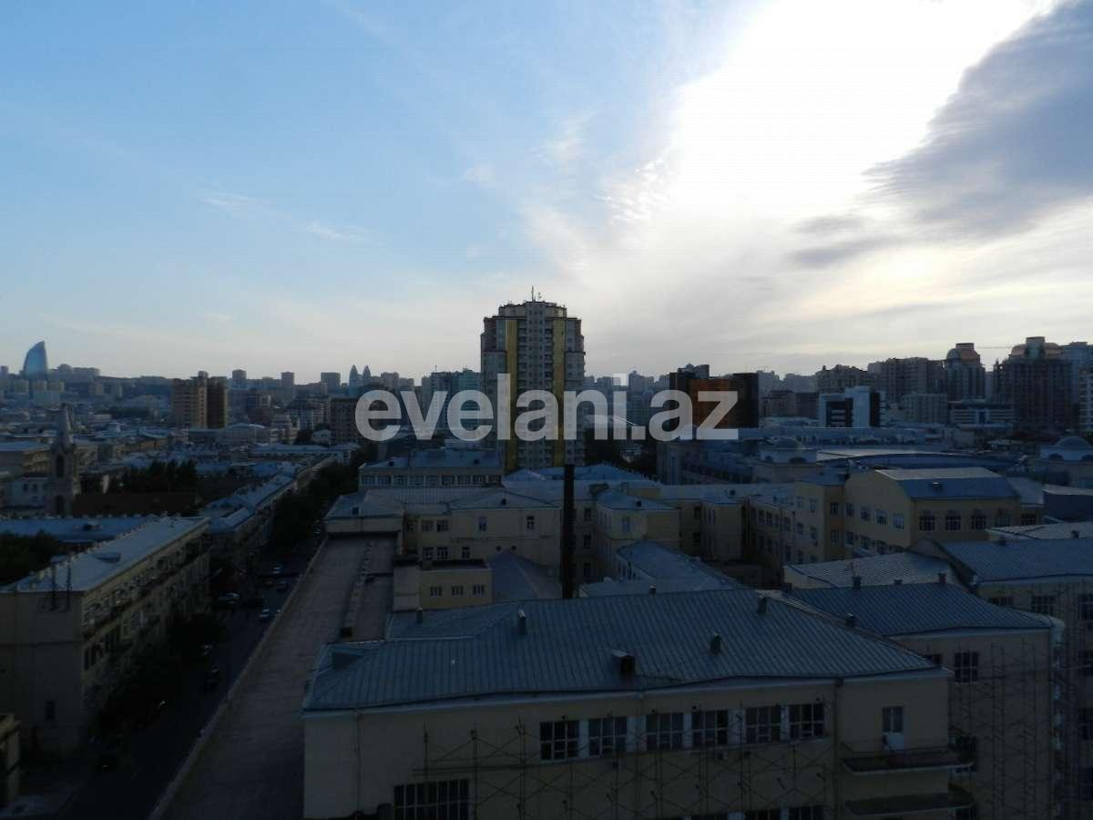 Satılır, yeni tikili, 4 otaqlı, 190 m², 28 may m.