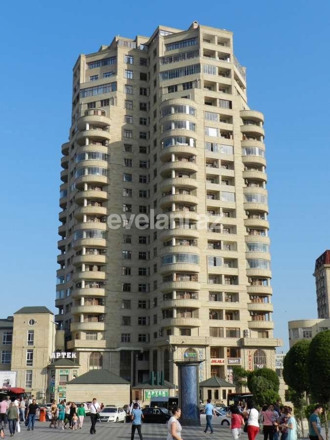 Satılır, yeni tikili, 4 otaqlı, 190 m², 28 may m.