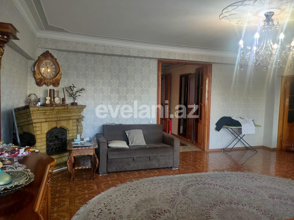 Satılır, köhnə tikili, 3 otaqlı, 110 m², Elmlər Akademiyası m.