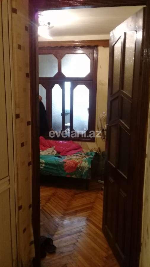 Kirayə verilir, köhnə tikili, 2 otaqlı, 40 m², Elmlər Akademiyası m.