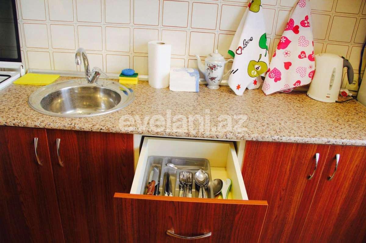 Kirayə verilir, köhnə tikili, 3 otaqlı, 72 m², 28 may m.