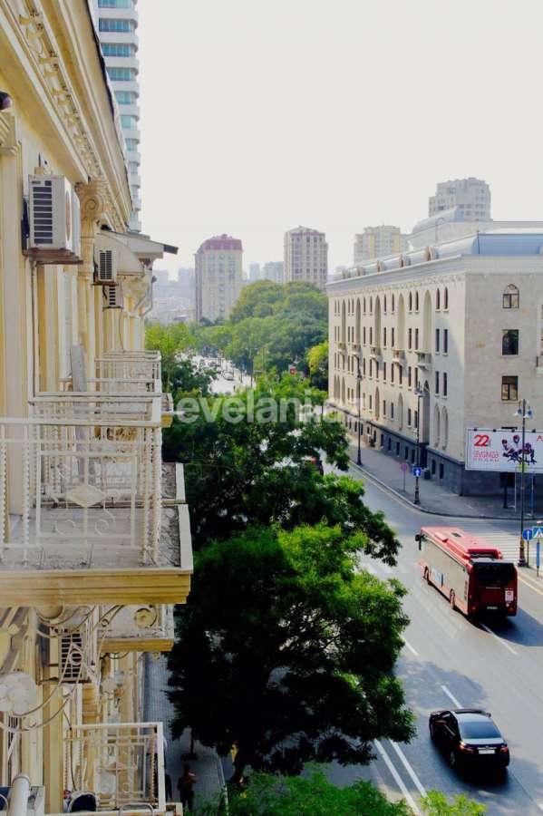 Kirayə verilir, köhnə tikili, 3 otaqlı, 72 m², 28 may m.