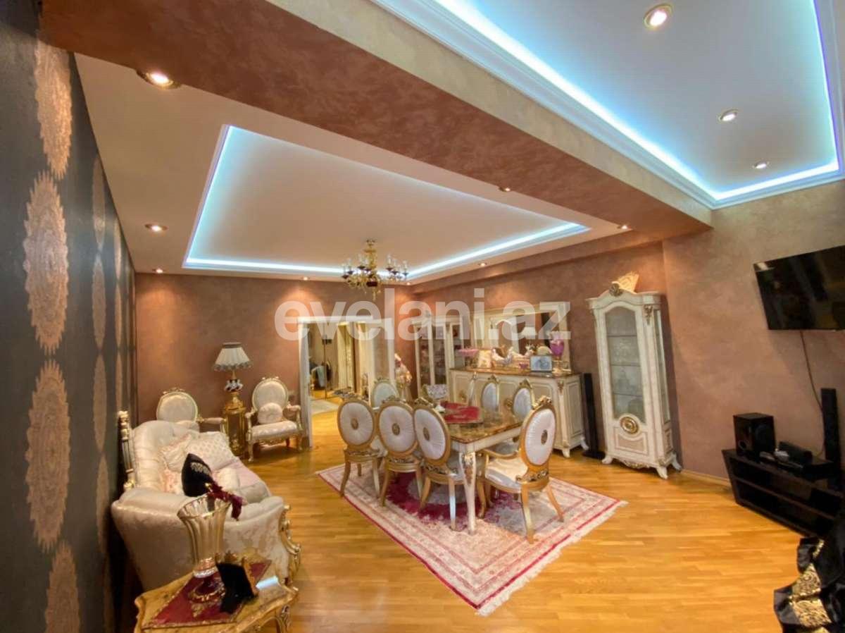 Satılır, yeni tikili, 3 otaqlı, 133 m², 28 may m.
