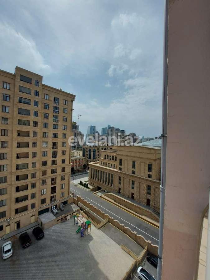 Продаётся, новостройка, 4-комнаты, 178 m², Шах Исмаил Хатаи m.