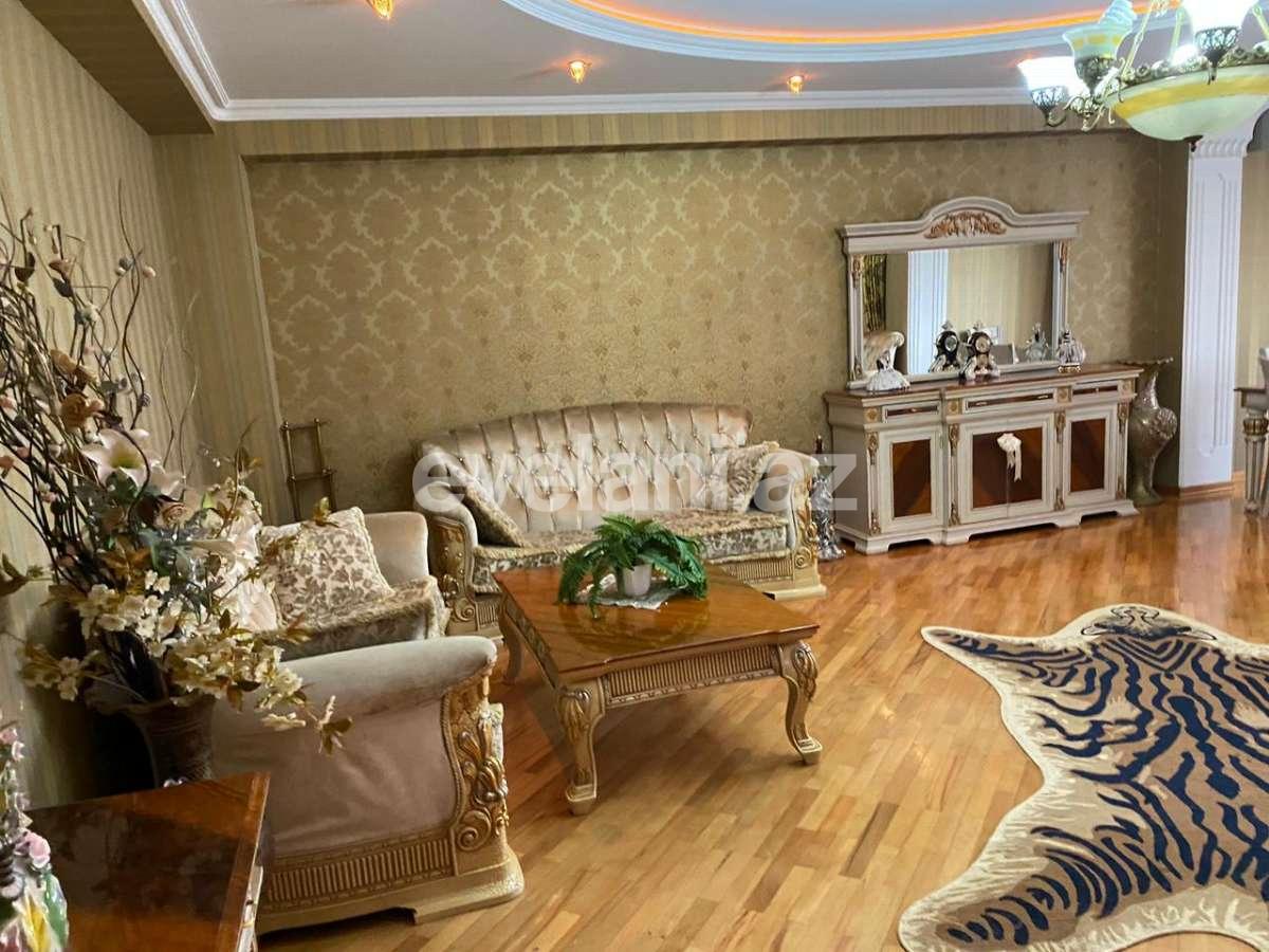 Rent, new building, 3 room, 185 m², Inshaatchilar m.