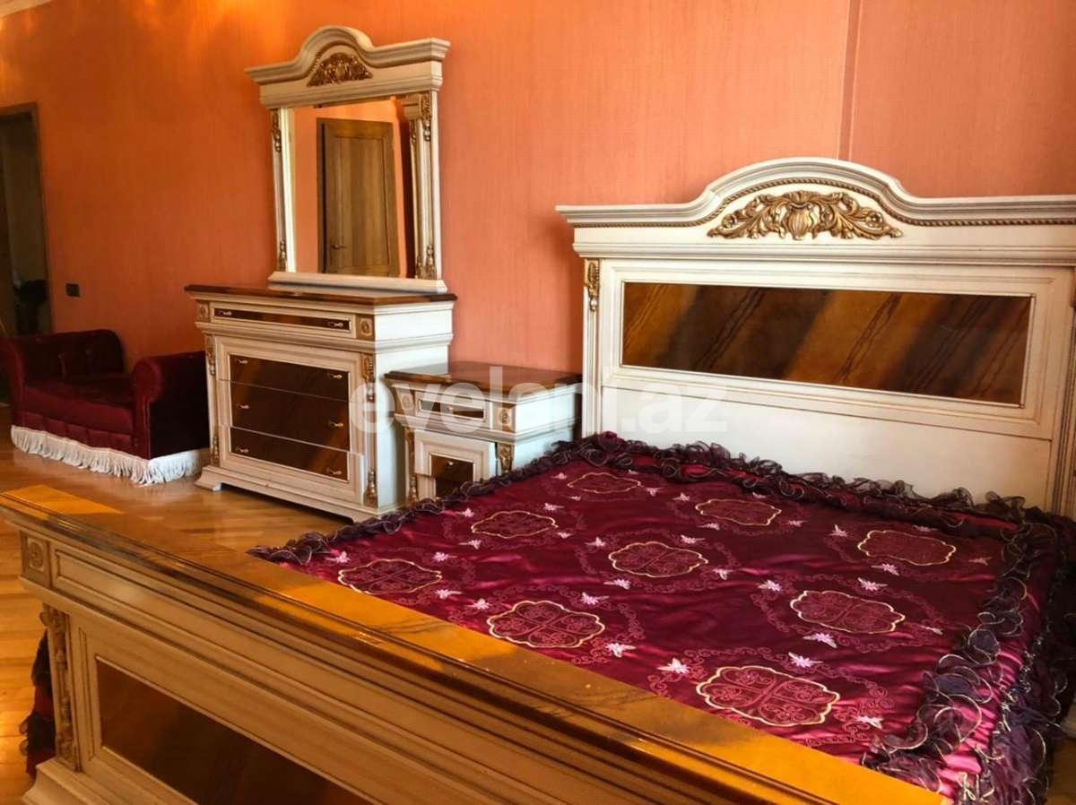 Rent, new building, 3 room, 185 m², Inshaatchilar m.