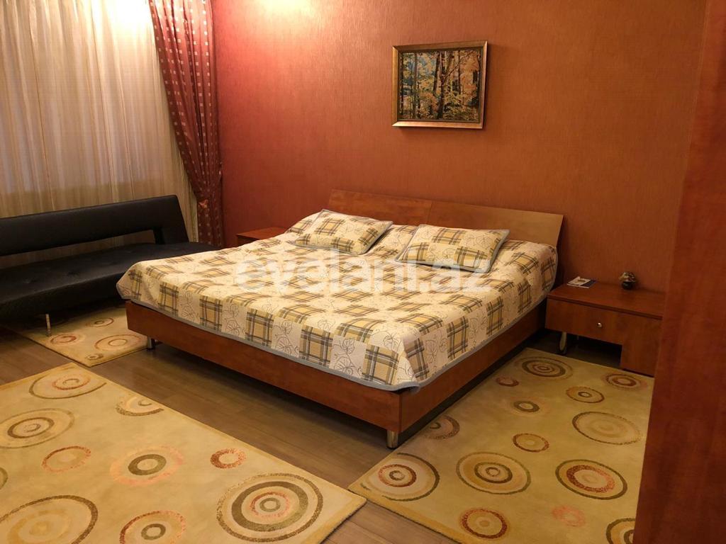 Satılır, yeni tikili, 6 otaqlı, 310 m², 28 may m.