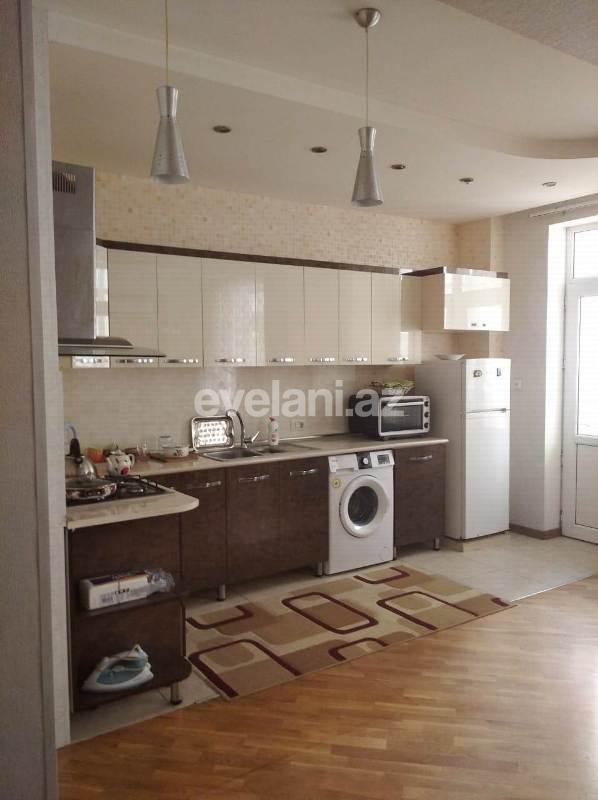 Sale, new building, 2 room, 72 m², Inshaatchilar m.