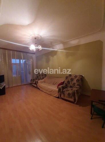 Sale, old building, 4 room, 110 m², Inshaatchilar m.