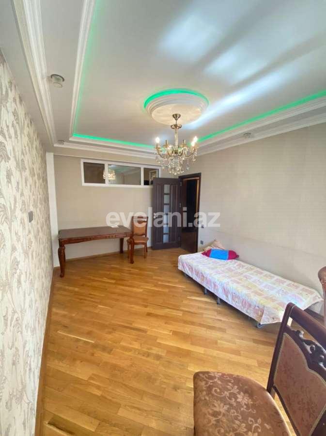 Satılır, yeni tikili, 2 otaqlı, 66 m², İnşaatçılar m.