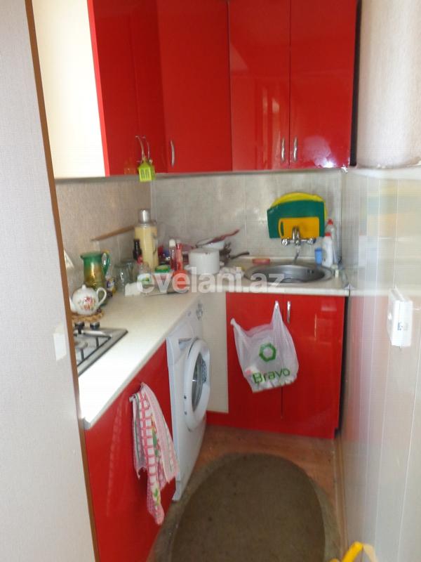 Satılır, köhnə tikili, 1 otaqlı, 40 m², Elmlər Akademiyası m.