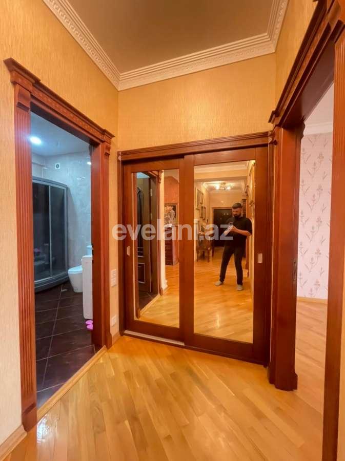 Satılır, yeni tikili, 2 otaqlı, 100 m², 28 may m.