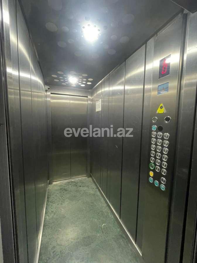 Satılır, yeni tikili, 2 otaqlı, 100 m², 28 may m.