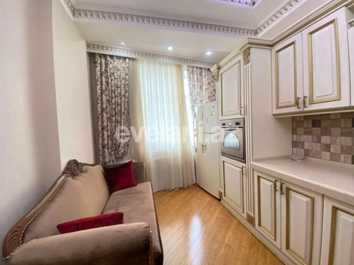 Satılır, yeni tikili, 4 otaqlı, 180 m², Şah İsmayıl Xətai m.