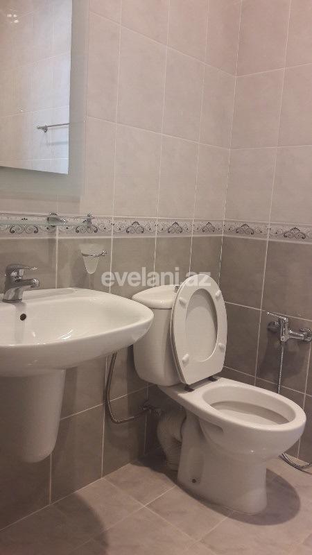 Kirayə verilir, həyət evi / bağ, 6 otaqlı, 420 m², Azadlıq prospekti m.