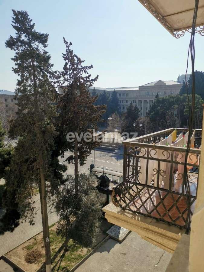 Sale, old building, 2 room, 54 m², Yasamal r.