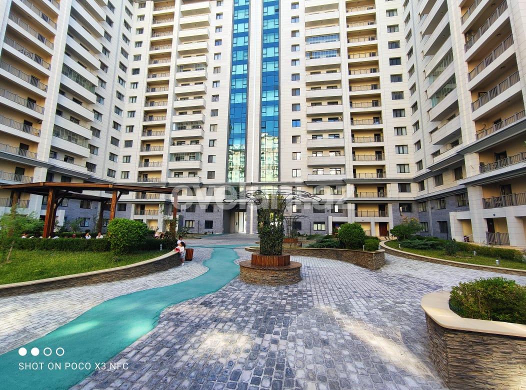 Satılır, yeni tikili, 3 otaqlı, 154 m², Elmlər Akademiyası m.