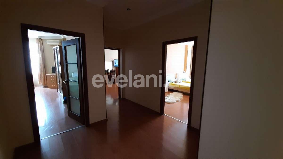 Satılır, yeni tikili, 4 otaqlı, 220 m², 28 may m.