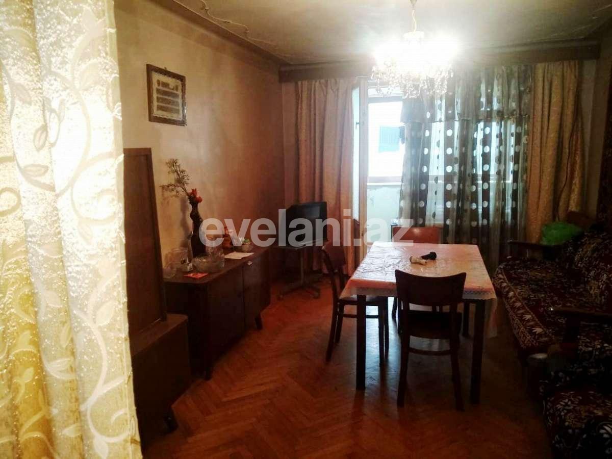 Sale, old building, 3 room, 70 m², Elmlar Akademiyası m.