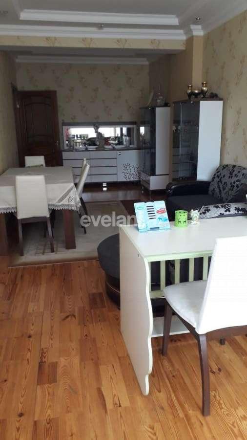 Satılır, yeni tikili, 2 otaqlı, 82 m², İnşaatçılar m.