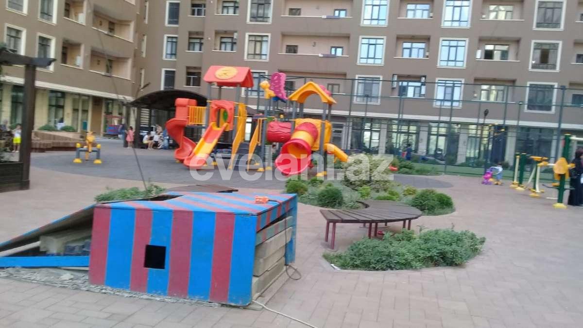 Rent, new building, 3 room, 127 m², Inshaatchilar m.