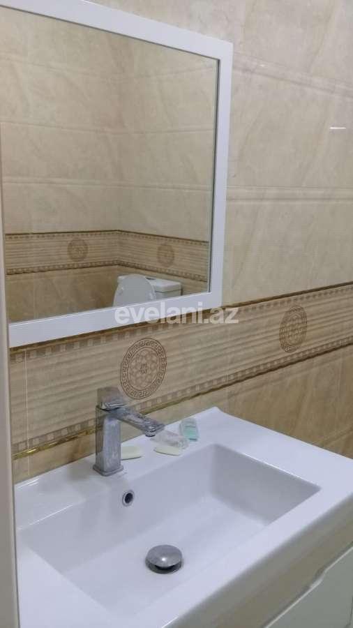 Rent, new building, 3 room, 127 m², Inshaatchilar m.