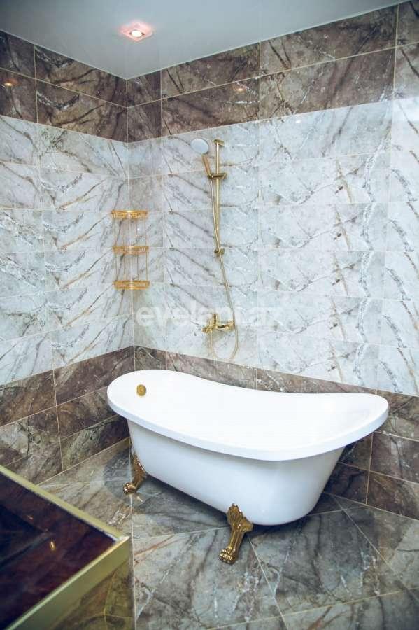 Satılır, yeni tikili, 7 otaqlı, 200 m², Elmlər Akademiyası m.