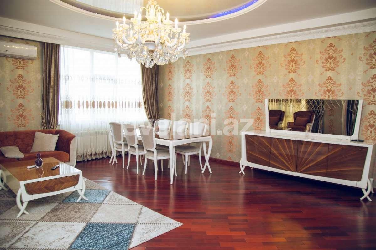 Satılır, yeni tikili, 7 otaqlı, 200 m², Elmlər Akademiyası m.