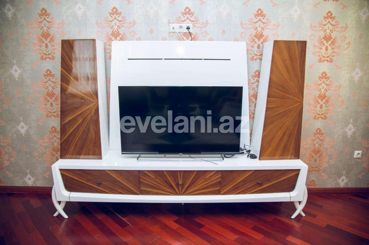 Satılır, yeni tikili, 7 otaqlı, 200 m², Elmlər Akademiyası m.