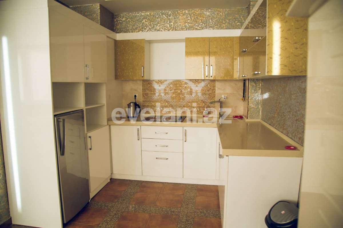 Satılır, yeni tikili, 7 otaqlı, 200 m², Elmlər Akademiyası m.