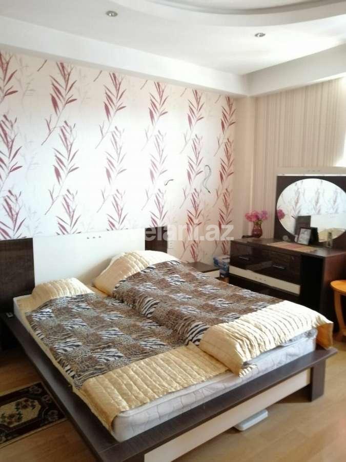 Satılır, yeni tikili, 3 otaqlı, 135 m², Nizami m.