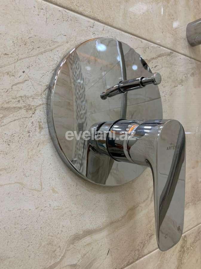 Satılır, yeni tikili, 4 otaqlı, 180 m², Nizami m.